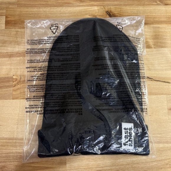 Feastables Mr Beast DEEZ NUTZ Beanie Hat Limited Edition Logo New In Packaging - Picture 3 of 4